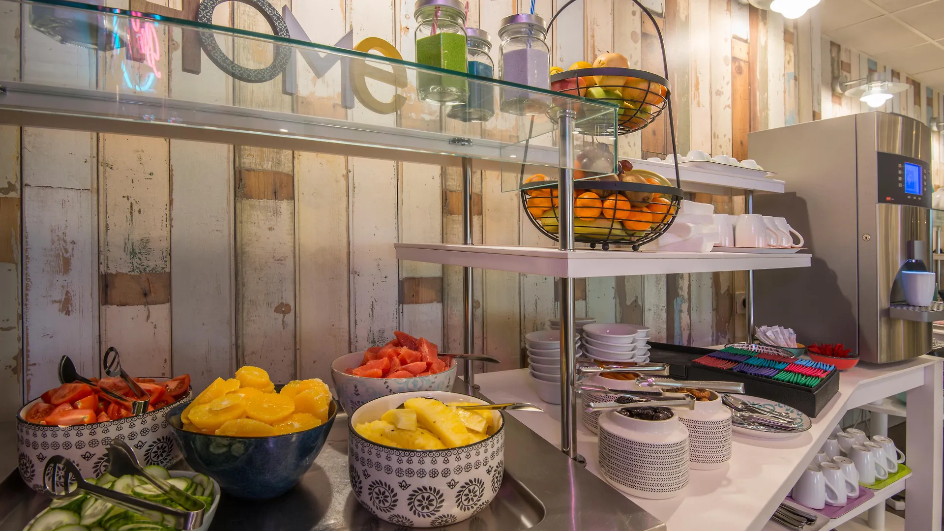 Ibis Styles Nice Centre Gare 3*,  Франция
