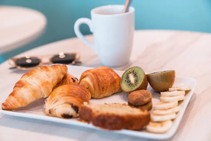*** Отель Ibis Styles Nice Centre Gare Франция