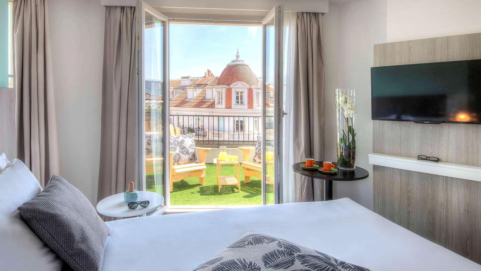 Ibis Styles Nice Centre Gare 3*,  France
