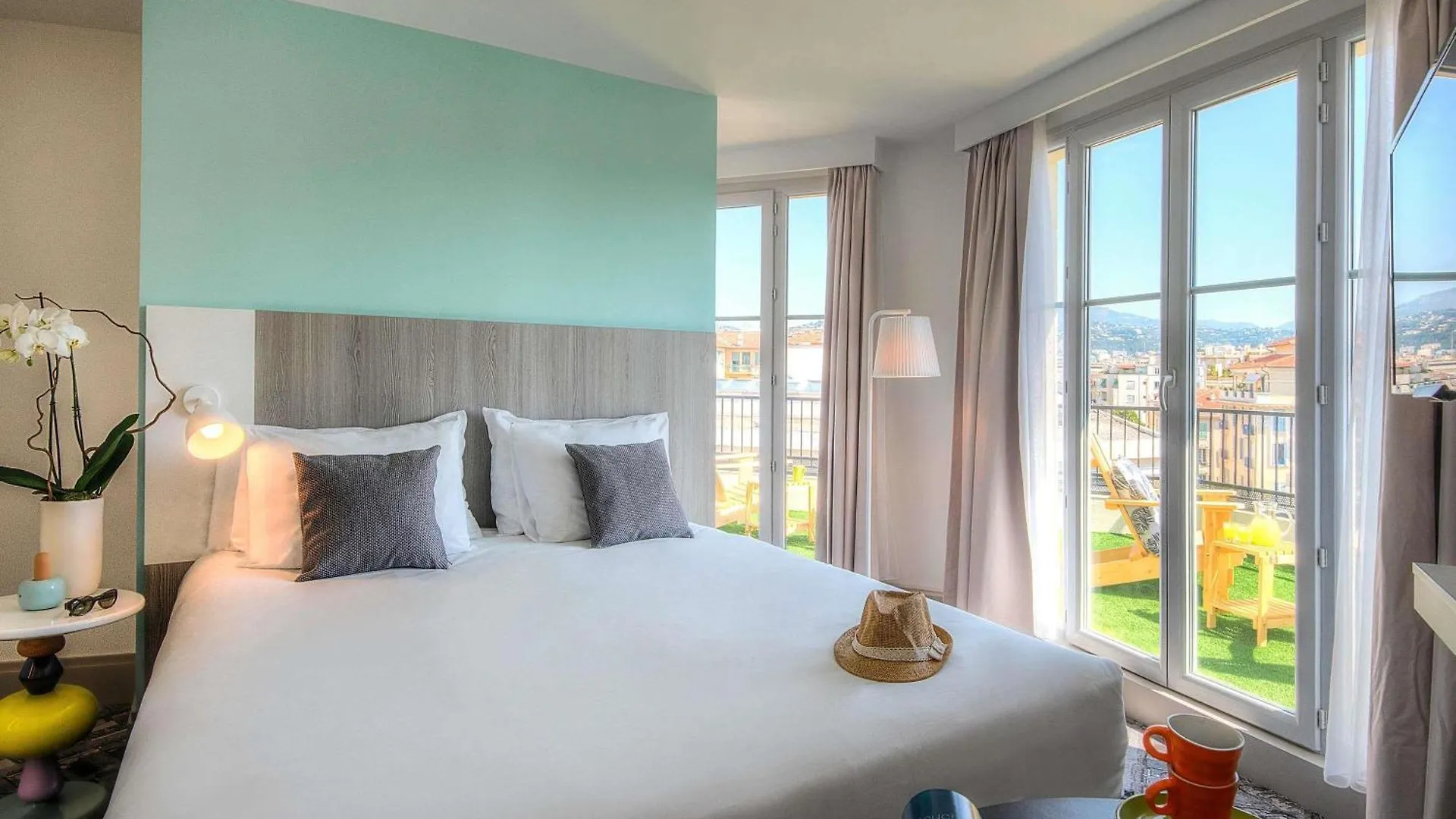 Ibis Styles Nice Centre Gare 3*,  France